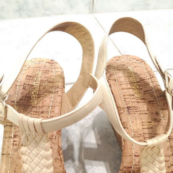 Maurices women wedge like new size 11 - Picture 6 of 8